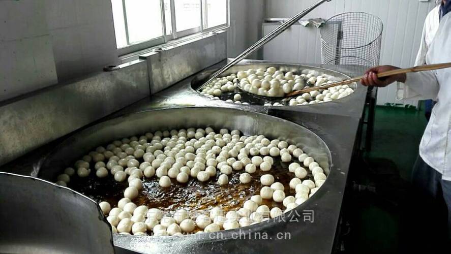 東莞捷客迅商用廚具 燃?xì)庥驼ㄥ伵c電炸鍋，為餐飲門(mén)店注入高效